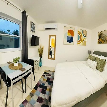 Studio With Terrace Near Hard Rock-Patio Hollywood Extérieur photo