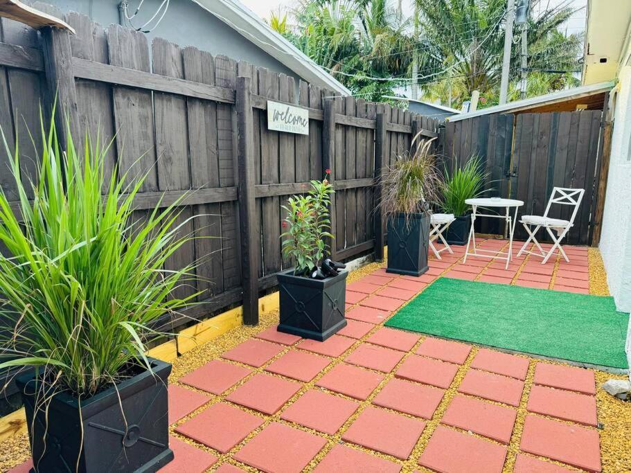 Studio With Terrace Near Hard Rock-Patio Hollywood Extérieur photo